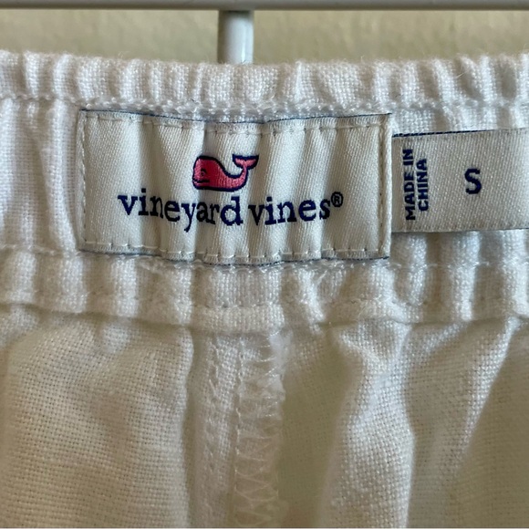 Vineyard Vines Embroidered Linen Shorts - Picture 5 of 5